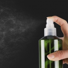 50-200mlPET墨绿斜肩喷雾瓶