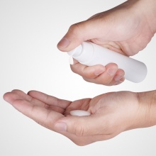 15-50mlPP圆柱真空乳液瓶